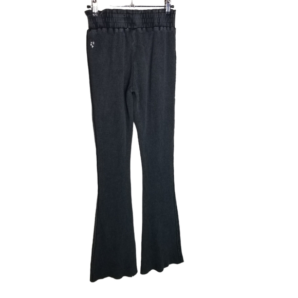 Free People Movement On the Go gray waffle thermal flare pants - Picture 4 of 13